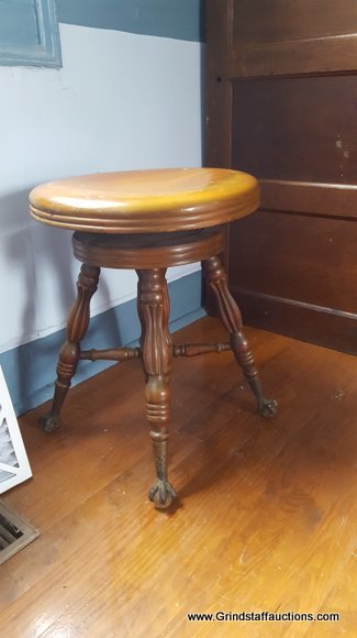 Image for 3 BR/3.5 BA Historic Home, Work Shop & Extra Lot on 2.4 +/- Acres in Dinwiddie County, VA