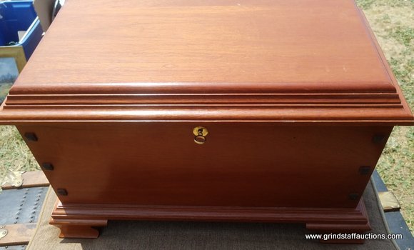 Image for July 4th Live Auction Selling from Rhoads Estate of Richmond VA