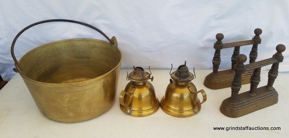 Image for July 4th Live Auction Selling from Rhoads Estate of Richmond VA