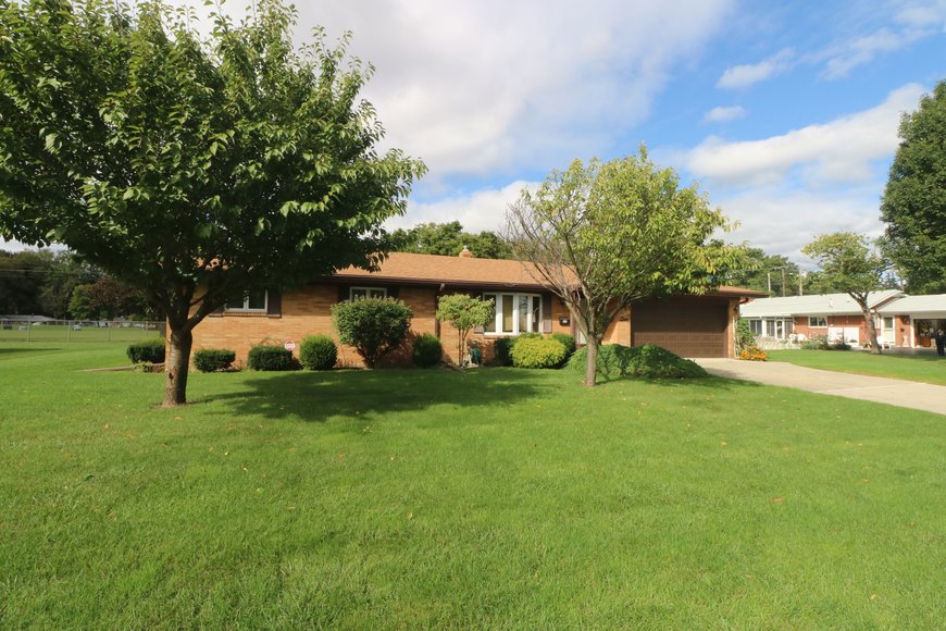 Image for MINIMUM BID AUCTION $70,000 - 1524 Eaton Drive