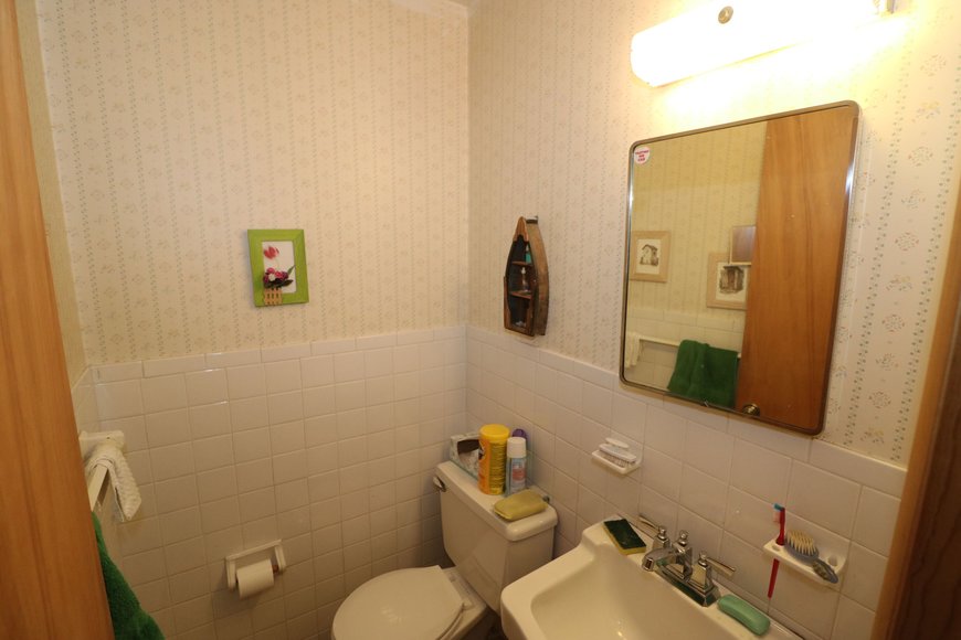 Image for MINIMUM BID AUCTION $70,000 - 1524 Eaton Drive