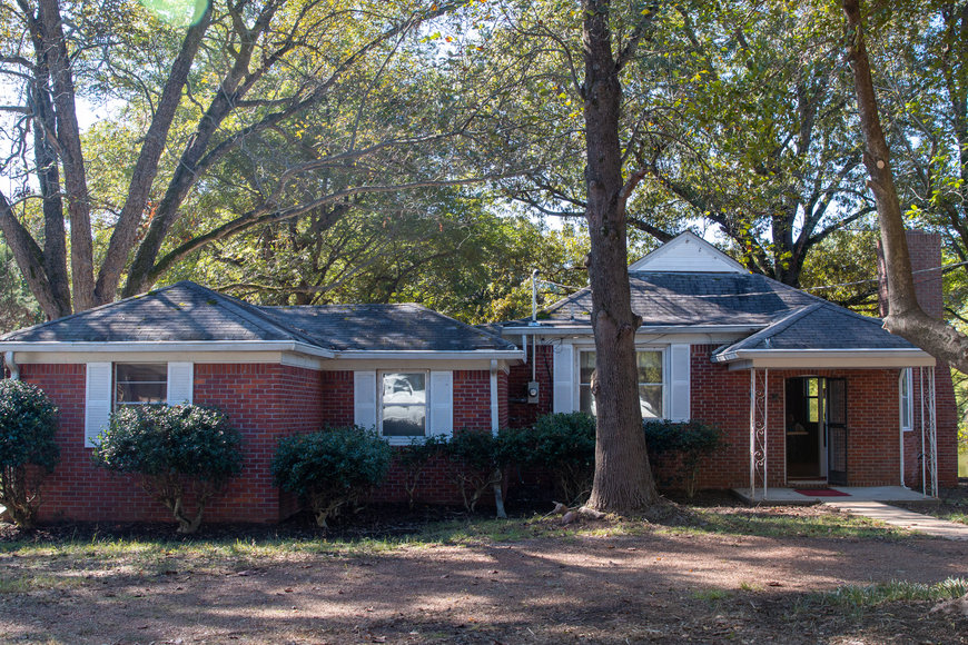 Image for Bob Page Estate ~ 4200 Broadway Rd, Ellendale/Bartlett, TN House & 15±Acres ~ No Reserve Auction