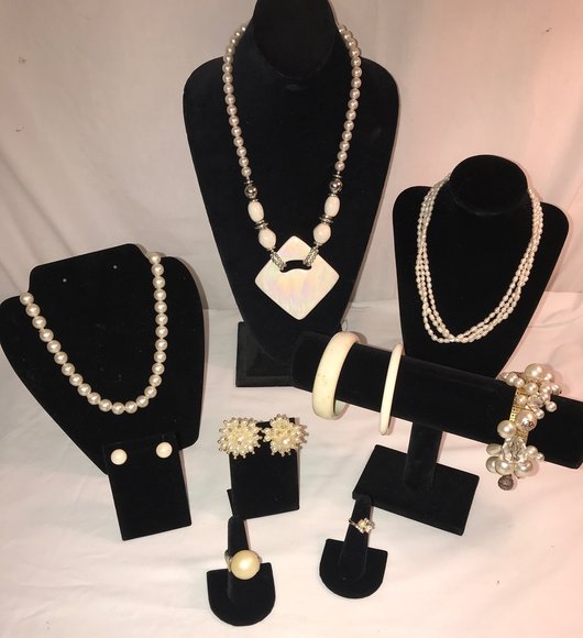 Image for Giddings Online Estate Auction #2