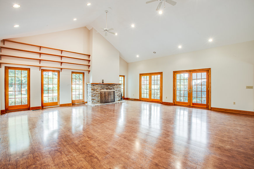 Image for 5 BR/5.5 BA Estate Home on 34 +/- Acres in Culpeper County, VA--SELLS to the HIGHEST BIDDER!!