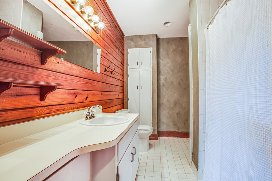 Image for 5 BR/5.5 BA Estate Home on 34 +/- Acres in Culpeper County, VA--SELLS to the HIGHEST BIDDER!!