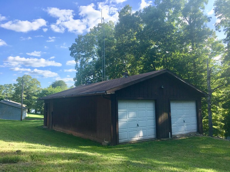 Lake Barkley Real Estate Auction 275 Horseshoe Dr., Cadiz