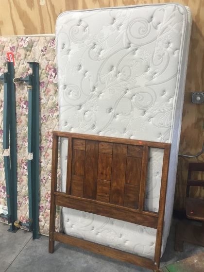 Image for `02 Subaru Forester, Furniture, collectibles, household-Finger Rd New South