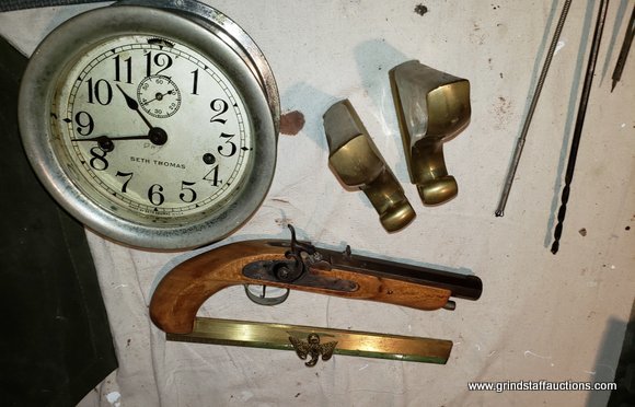 Image for Large Sportsman Auction