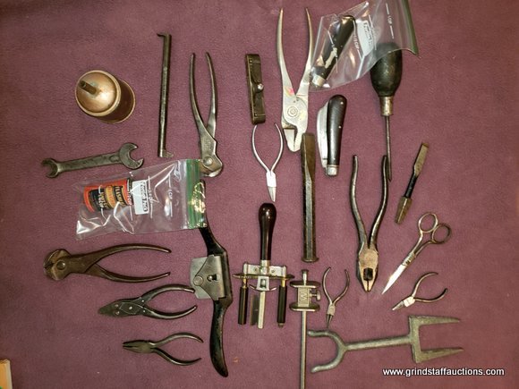 Image for Large Sportsman Auction