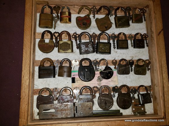 Image for Large Sportsman Auction