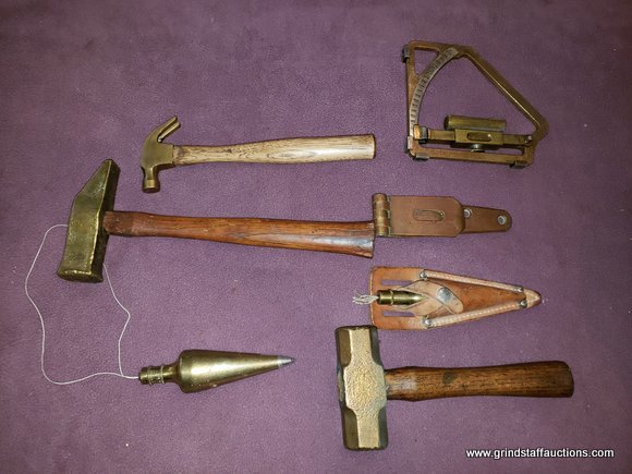 Image for Large Sportsman Auction