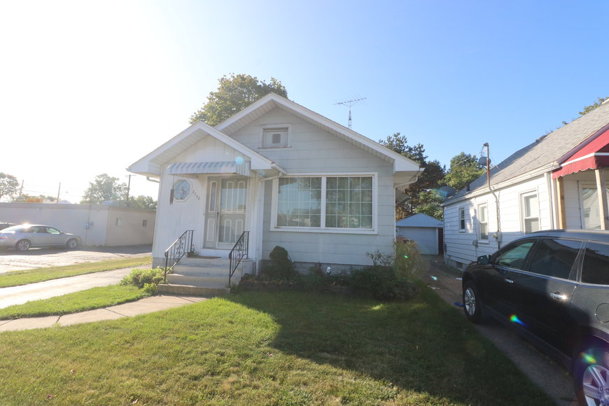 Image for MINIMUM BID AUCTION $28,000 - 2750 119th Street