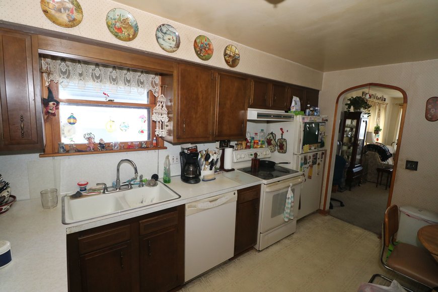 Image for MINIMUM BID AUCTION $28,000 - 2750 119th Street