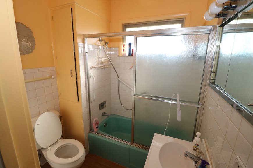 Image for MINIMUM BID AUCTION $28,000 - 2750 119th Street