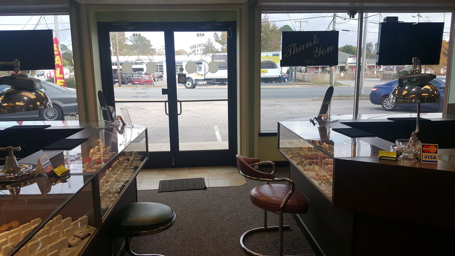 Image for 448 N Battlefield Blvd - Click Here For Details