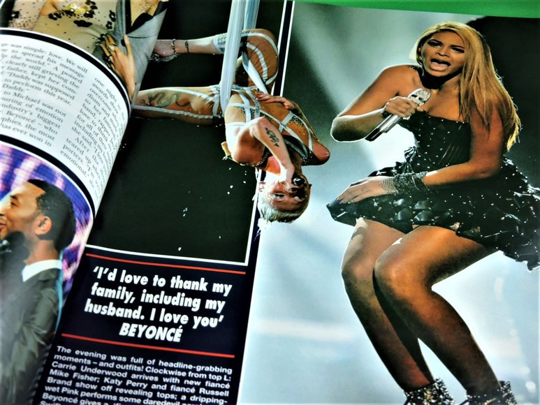 Image for HELLO CANADA WEEKLY - THE QUEEN CELEBRATES HER DECADES ON THE THRONE