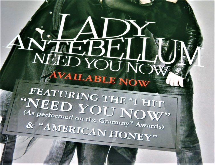 Image for HELLO CANADA WEEKLY - THE QUEEN CELEBRATES HER DECADES ON THE THRONE