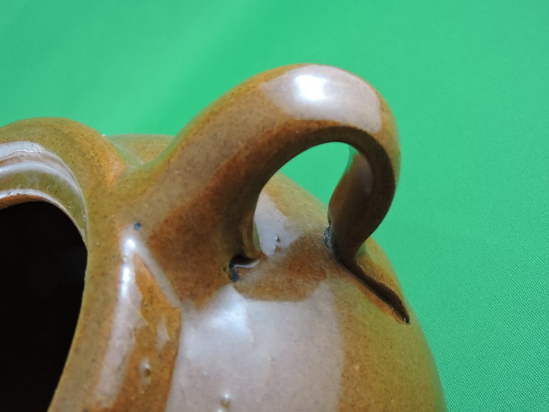 Image for VINTAGE BROWN STONEWARE BEAN POT
