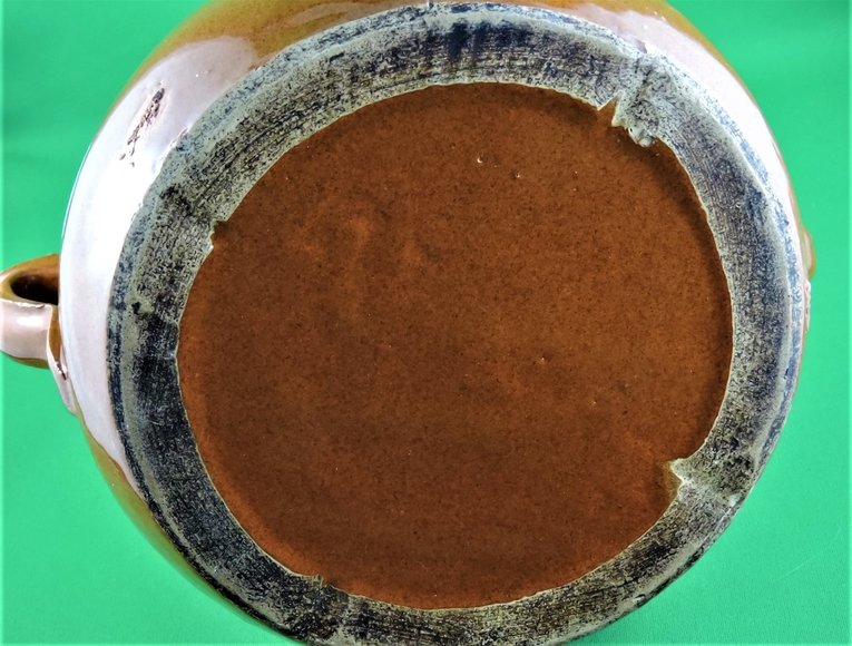 Image for VINTAGE BROWN STONEWARE BEAN POT