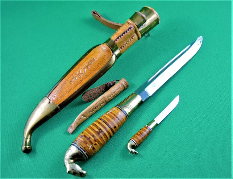 Image for IISSAKKI JARVINPAA Horsehead Vintage Knife Set of Two