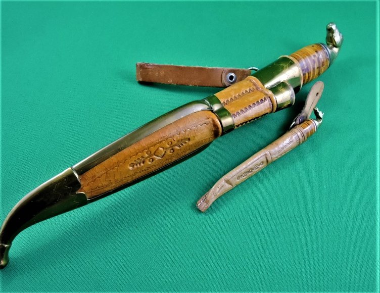 Image for IISSAKKI JARVINPAA Horsehead Vintage Knife Set of Two