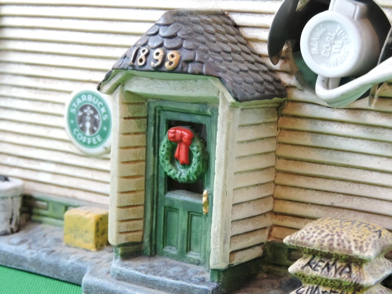 Image for STARBUCKS - Rare Light Up Festive Coffee House