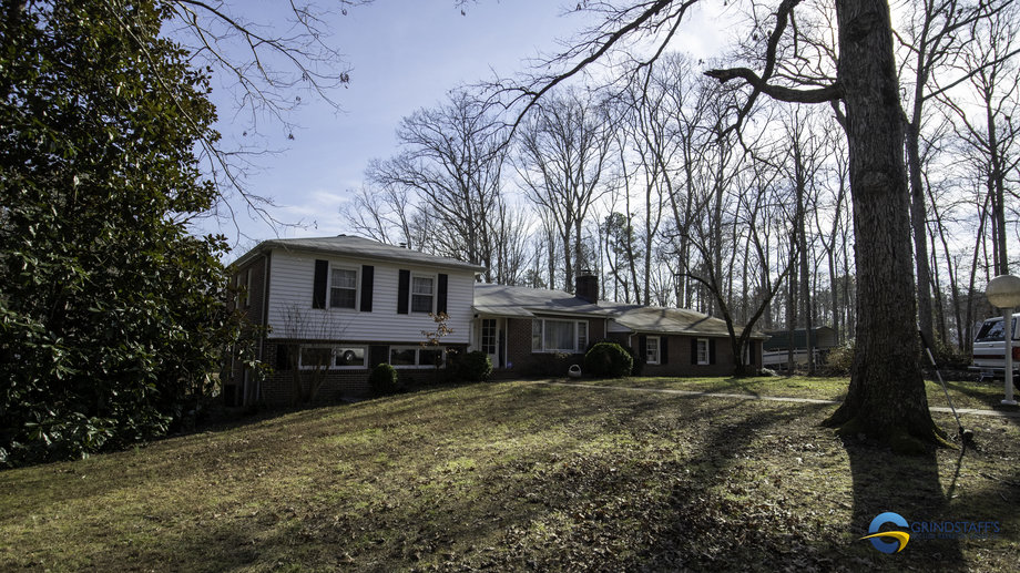 Image for Live On-Site Real Estate & Personal Property Auction Hanover Co. Va. Home on 10+ Acres Jan. 18th @ 10AM
