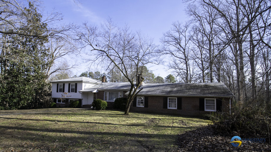 Image for Live On-Site Real Estate & Personal Property Auction Hanover Co. Va. Home on 10+ Acres Jan. 18th @ 10AM