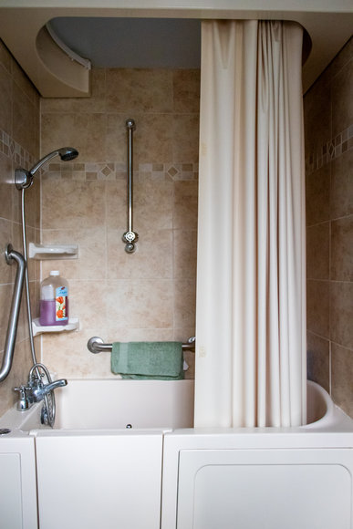 Image for 3BR/2.5BA Brick Split Level House - Less Than 10 ± Miles From Amazon HQ2 - 6803 Capstan Dr., Annandale, VA 22003