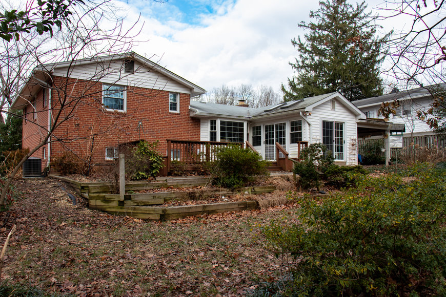 Image for 3BR/2.5BA Brick Split Level House - Less Than 10 ± Miles From Amazon HQ2 - 6803 Capstan Dr., Annandale, VA 22003
