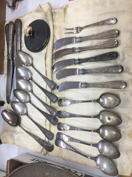 Image for Furniture, Collectibles, Household-Main office front half