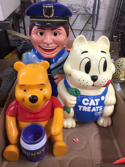 Image for Furniture, Collectibles, Household-Main office front half