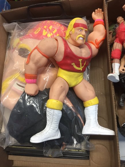 Image for Furniture, Collectibles, Household-Main office front half