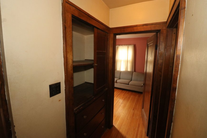 Image for ABSOLUTE AUCTION! 1367 Glenview Road