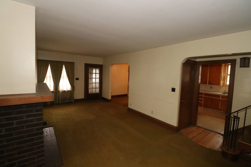 Image for ABSOLUTE AUCTION! 1367 Glenview Road