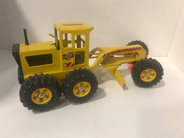 Image for Furniture, Collectibles, Household-New Building North