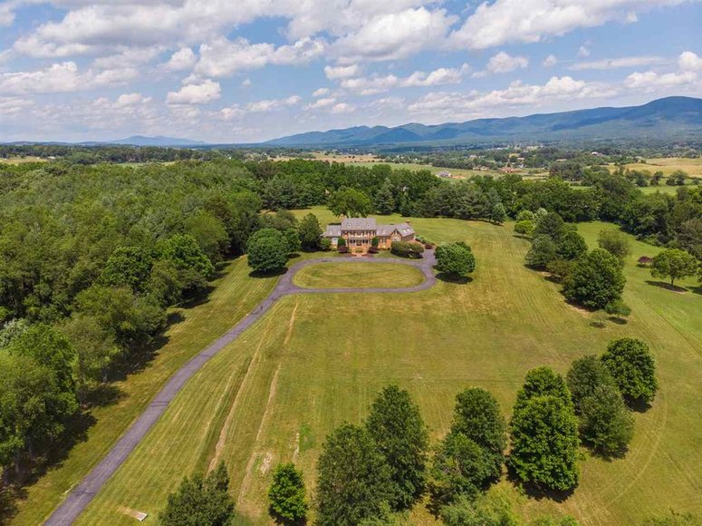Image for Magnificent 6 BR/5 BA Estate Home on 12.3 +/- Acres in Augusta County, VA