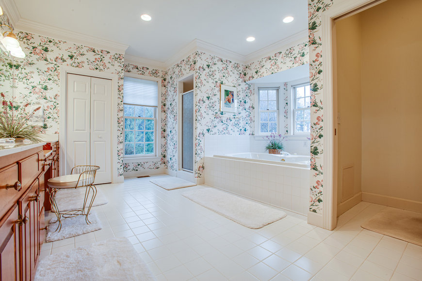 Image for Magnificent 6 BR/5 BA Estate Home on 12.3 +/- Acres in Augusta County, VA