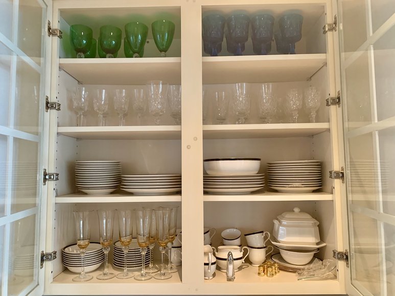 Image for ONLINE ONLY - Rugs - Furniture - Paintings & Framed Art - Crystal & China - Coins - Household Items