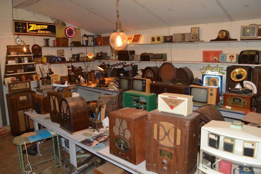 Image for Liquidation of Radios, Antiques, & Collectibles for the Peterson Family