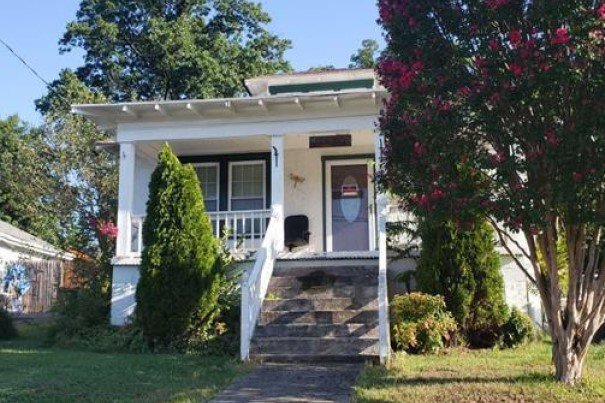 Image for Trustee Auction | Single Family Home | 3BD/1BA | 1,165 ± SF | 4709 Edgelawn Ave NW Roanoke, VA
