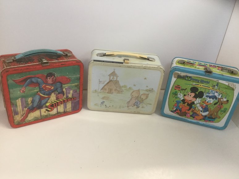 Image for `17 Ford Focus, Furniture, Collectibles, Household