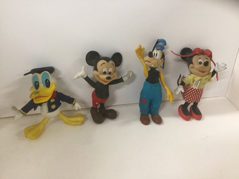 Image for `17 Ford Focus, Furniture, Collectibles, Household