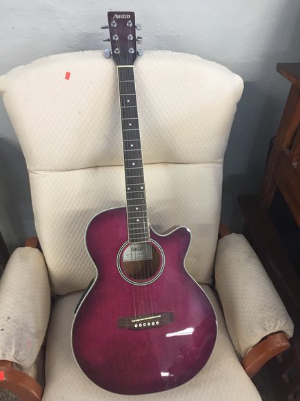 Image for `17 Ford Focus, Furniture, Collectibles, Household