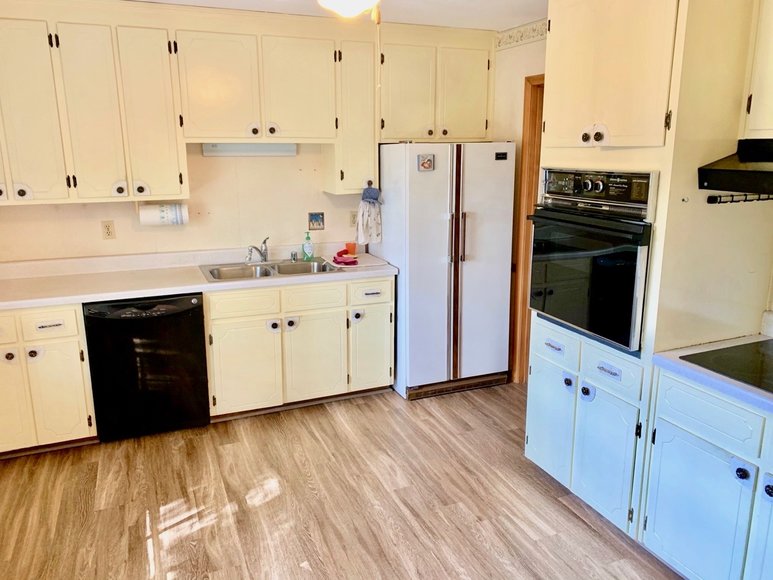 Image for Well Maintained 4 BR/3 BA Home in Highly Desirable Northwest Leesburg, VA