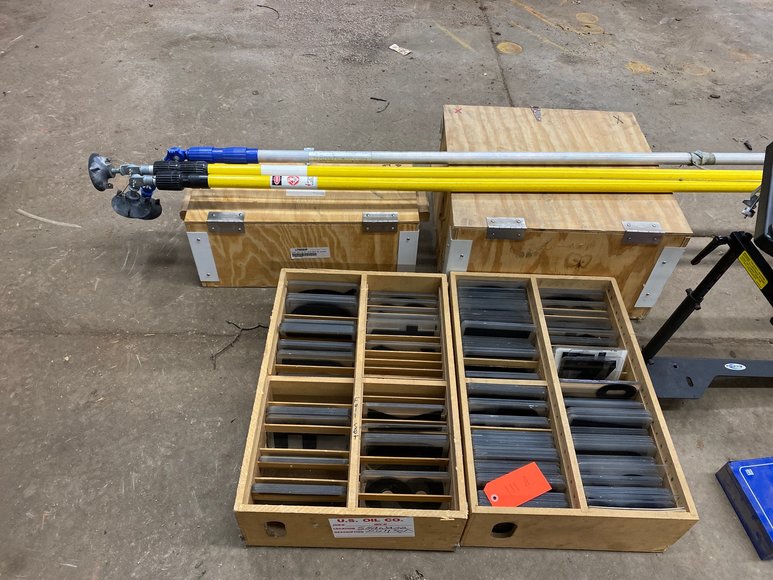 Image for Car lifts, tools-Shawano