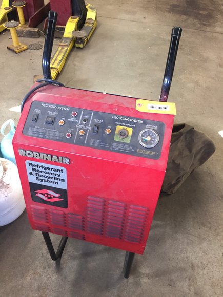 Image for Car lifts, tools-Shawano