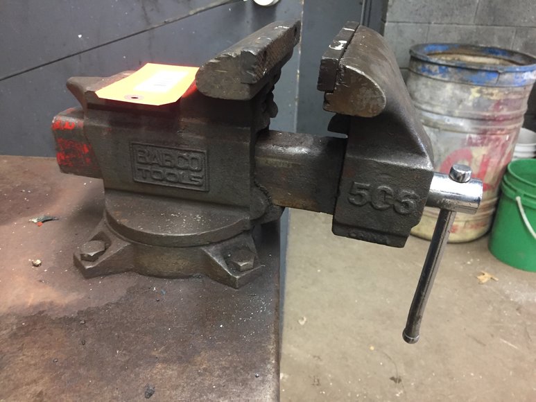 Image for Car lifts, tools-Shawano