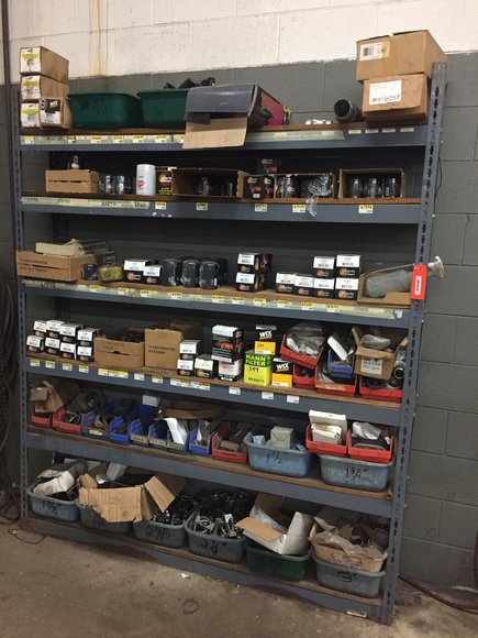 Image for Car lifts, tools-Shawano