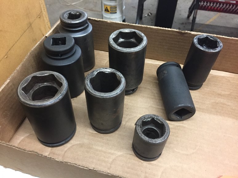 Image for Car lifts, tools-Shawano